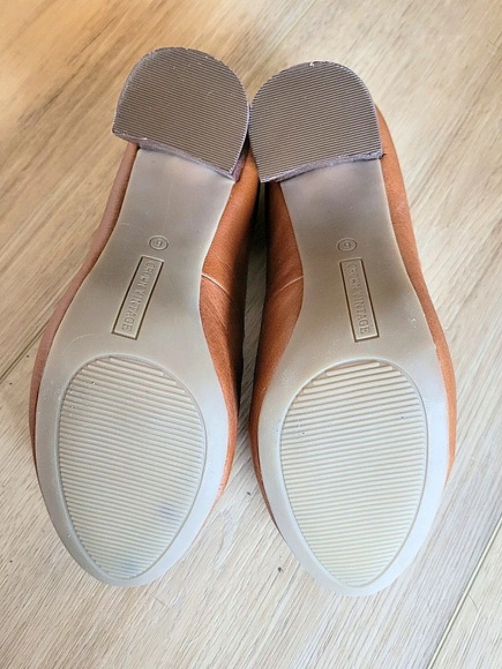 Crown Vintage Tess Cognac Brown Leather T-Strap Block Heel Pumps Retro Size 6 - Picture 5 of 5